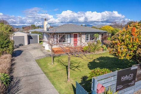 Photo of property in 16 Lemon Street, Otaki, 5512