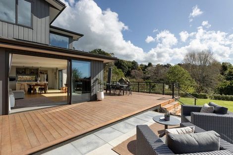 Photo of property in 4r Estates Terrace, Welcome Bay, Tauranga, 3175