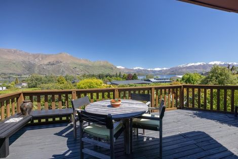 Photo of property in 42 Manuka Crescent, Wanaka, 9305