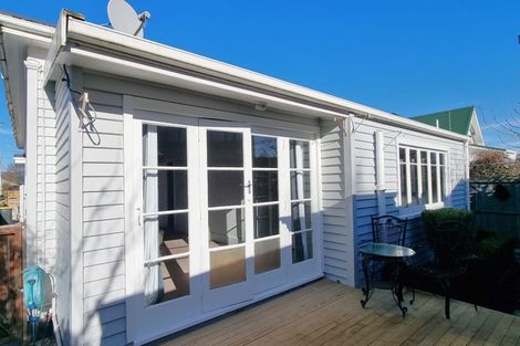 Photo of property in 41 Gresford Street, Edgeware, Christchurch, 8013