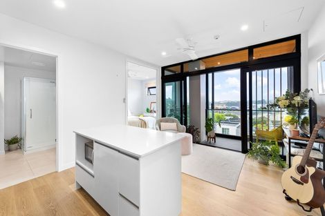 Photo of property in Frank Sargeson Apts, 308/80 Anzac Street, Takapuna, Auckland, 0622