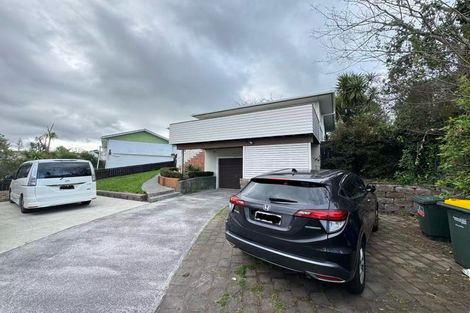 Photo of property in 62 La Rosa Street, Green Bay, Auckland, 0604