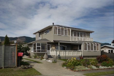 Photo of property in 33 Kipling Crescent, Stoke, Nelson, 7011