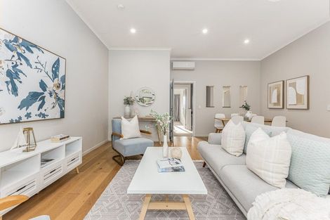 Photo of property in 5 Pacific View, Whitby, Porirua, 5024