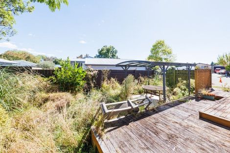 Photo of property in 9 Forbes Place, Kelvin Grove, Palmerston North, 4414