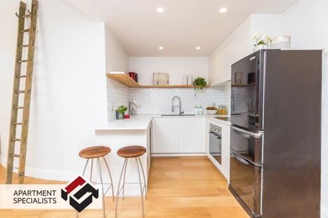 Photo of property in 22 Emily Place, Bellevue, Tauranga, 3110