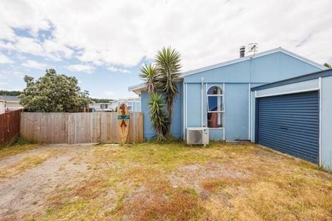 Photo of property in 43a Thomas Place, Foxton Beach, Foxton, 4815