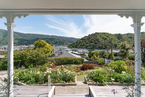 Photo of property in 7 Rutland Street, Picton, 7220
