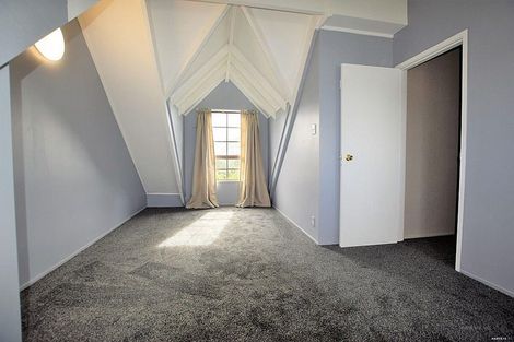 Photo of property in 36 Forest Hill Road, Henderson, Auckland, 0612