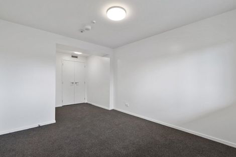Photo of property in 1b/4045 Great North Road, Glen Eden, Auckland, 0602