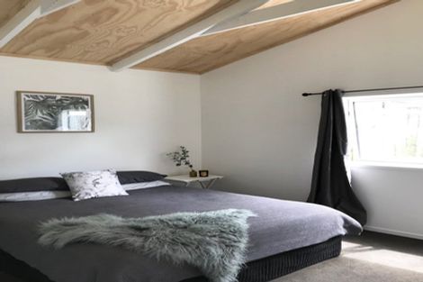 Photo of property in 48 Titirangi Road, New Lynn, Auckland, 0600