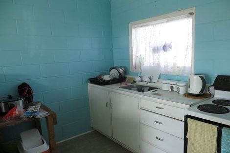 Photo of property in 18 Kent Street, Waiuku, 2123