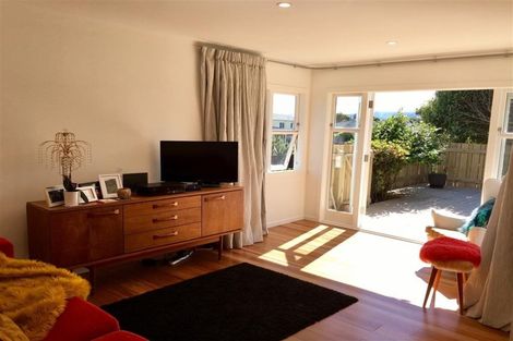 Photo of property in 124a Seaview Road, Paraparaumu Beach, Paraparaumu, 5032