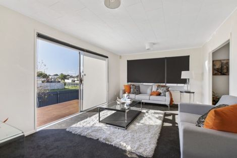 Photo of property in 69 Mckinstry Avenue, Mangere East, Auckland, 2024