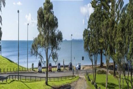 Photo of property in 1/11 Montrose Terrace, Mairangi Bay, Auckland, 0630