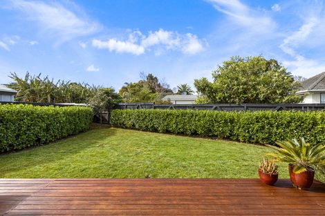 Photo of property in 27 Roby Street, Te Atatu Peninsula, Auckland, 0610