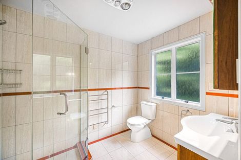 Photo of property in 233 Paremoremo Road, Lucas Heights, Auckland, 0632