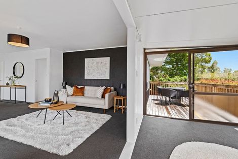 Photo of property in 1/41 Shanaway Rise, Hillcrest, Auckland, 0627