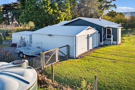Photo of property in 10 Factory Road, Ballance, Pahiatua, 4983