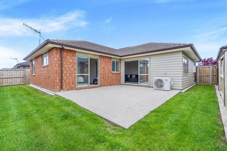 Photo of property in 11 Charlotte Crescent, Dinsdale, Hamilton, 3204