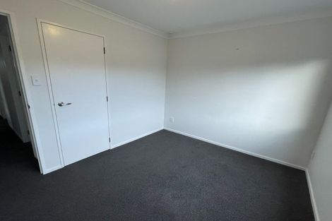 Photo of property in 13 Oaklands Grove, Clouston Park, Upper Hutt, 5018
