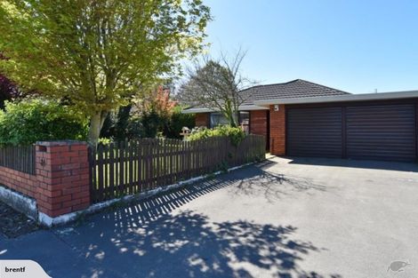 Photo of property in 84 Memorial Avenue, Ilam, Christchurch, 8053