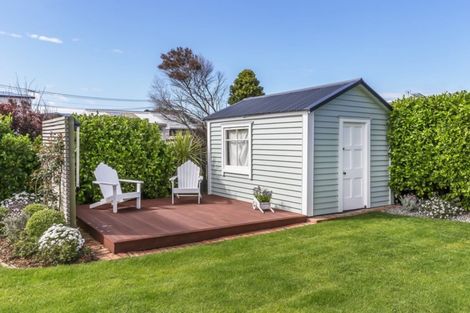 Photo of property in 52 Dundas Street, Seatoun, Wellington, 6022