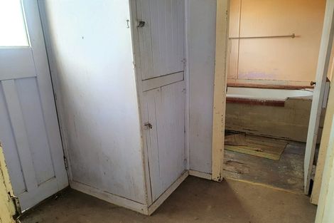 Photo of property in 30 Burns Street, Dannevirke, 4930