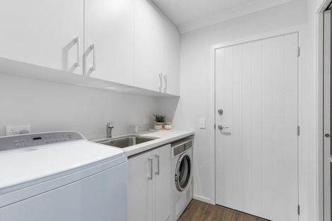 Photo of property in 5 Turnbull Crescent, Wanaka, 9305