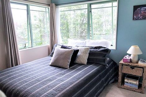 Photo of property in 41 Unsworth Drive, Unsworth Heights, Auckland, 0632