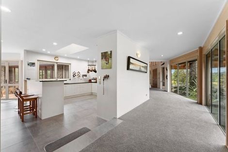 Photo of property in 40 Foster Road, Kumeu, 0891
