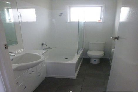 Photo of property in 1/35 Kelvin Road, Papakura, 2110