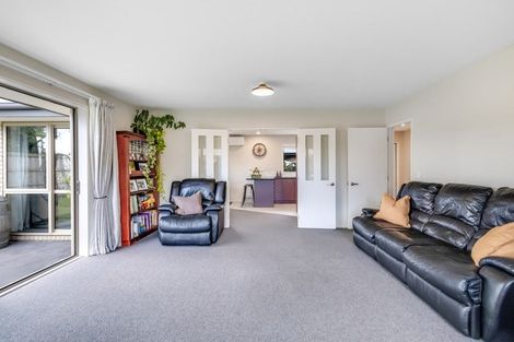 Photo of property in 64 Overbury Crescent, Rolleston, 7614