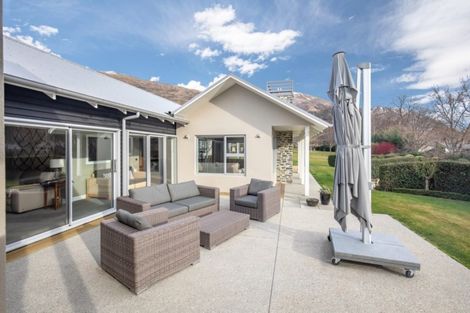 Photo of property in 9 Hollyhock Lane, Wanaka, 9305
