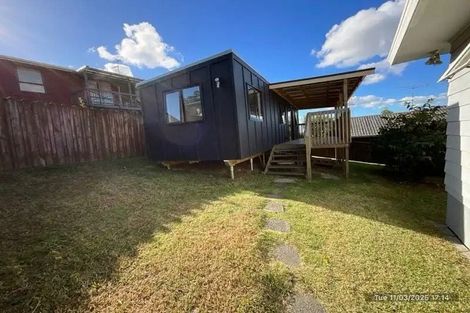 Photo of property in 15 Lowburn Place, Clover Park, Auckland, 2019