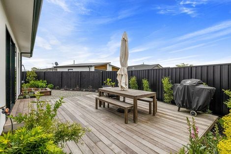 Photo of property in 15 Sincock Place, Kaiapoi, 7630