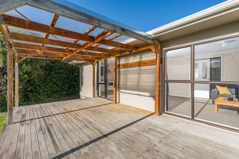 Photo of property in 5 Castle Street, Waihola, Milton, 9073