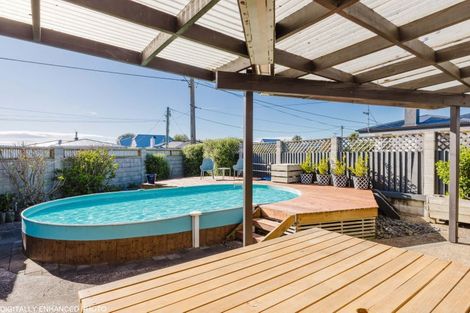 Photo of property in 8 Corbett Place, Onekawa, Napier, 4110