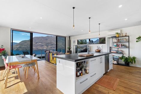 Photo of property in 45 Dart Place, Fernhill, Queenstown, 9300