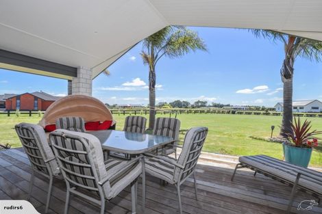 Photo of property in 8 Margot Lane, Matangi, Hamilton, 3283