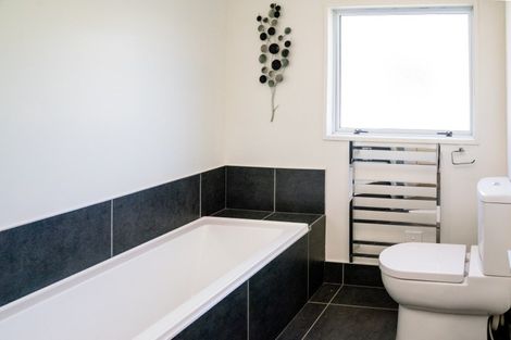 Photo of property in 4a Dart Place, Fernhill, Queenstown, 9300