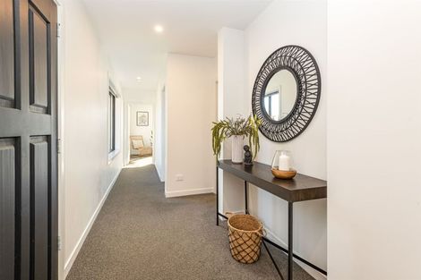 Photo of property in 202 Centaurus Road, Saint Martins, Christchurch, 8022