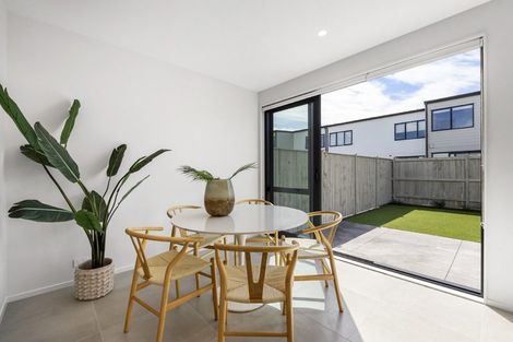 Photo of property in 11 Viridian Avenue, Rosehill, 2113