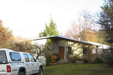 Photo of property in 39 Larch Hill Place, Queenstown, 9300