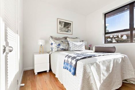 Photo of property in 9 Bernard Street, Papatoetoe, Auckland, 2025