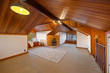 Photo of property in 5 Queen Street, Northcote Point, Auckland, 0627