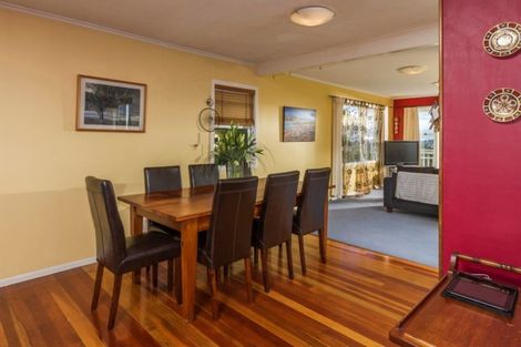 Photo of property in 72 Carlisle Road, Browns Bay, Auckland, 0632