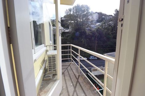 Photo of property in 131u6 Glenmore Street, Kelburn, Wellington, 6012