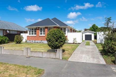 Photo of property in 17 Ballantyne Avenue, Upper Riccarton, Christchurch, 8041