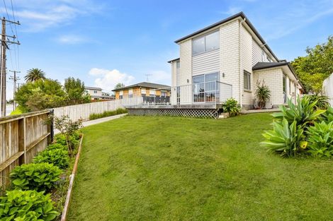 Photo of property in 14a Kotuku Street, Te Atatu Peninsula, Auckland, 0610
